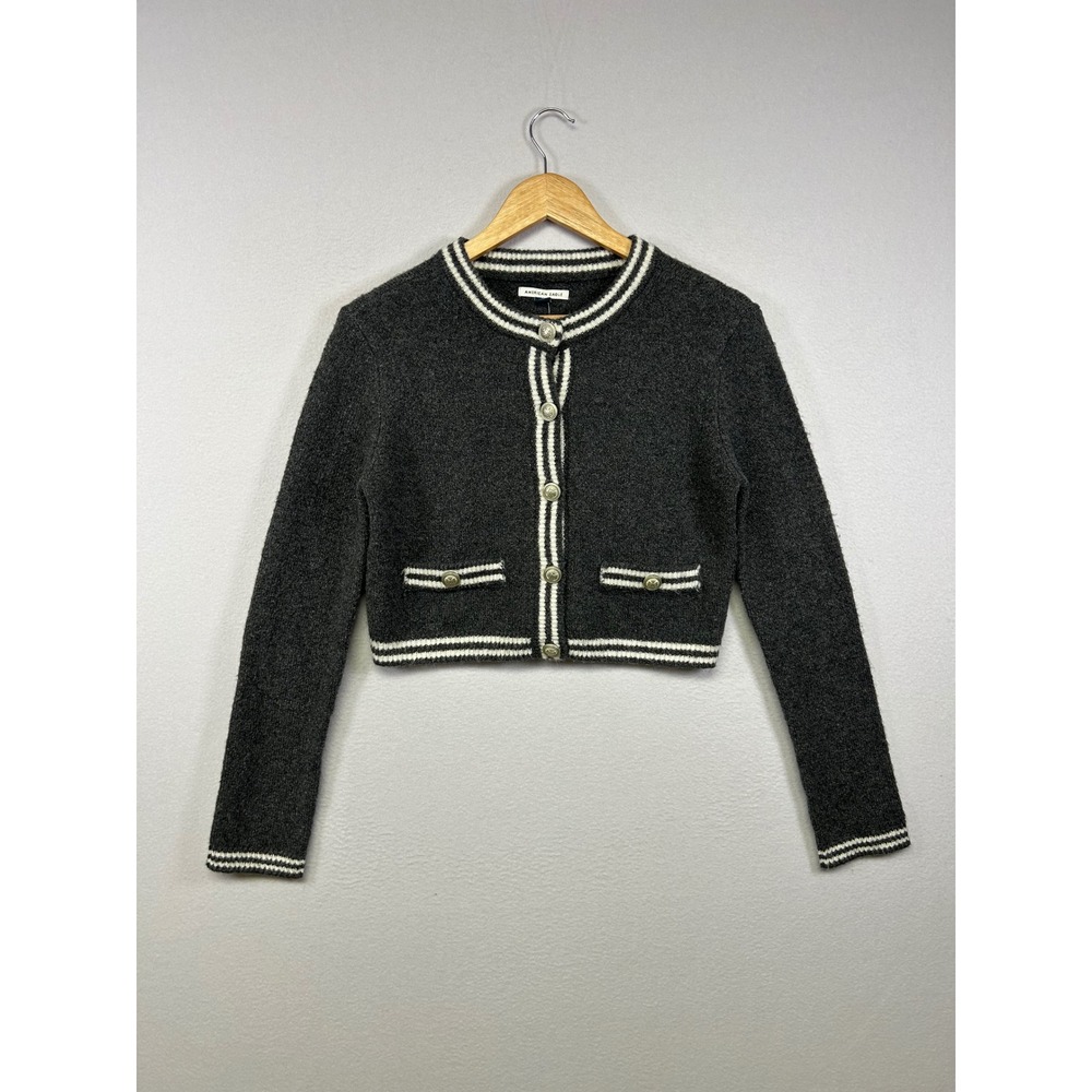 Preppy Dark Academia American Eagle Womens XS Grey Cropped‎ Cardigan Sweater